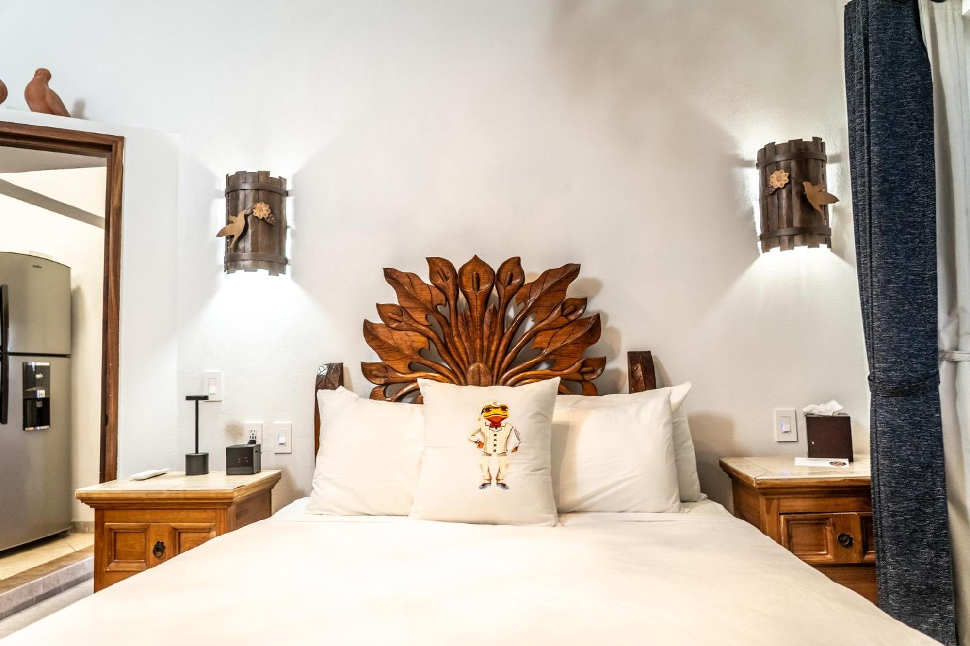 5 Frogs Hotel Bucerías エクステリア 写真